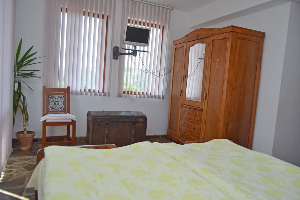 Guest House Diabora Arbanasi Ngoại thất bức ảnh
